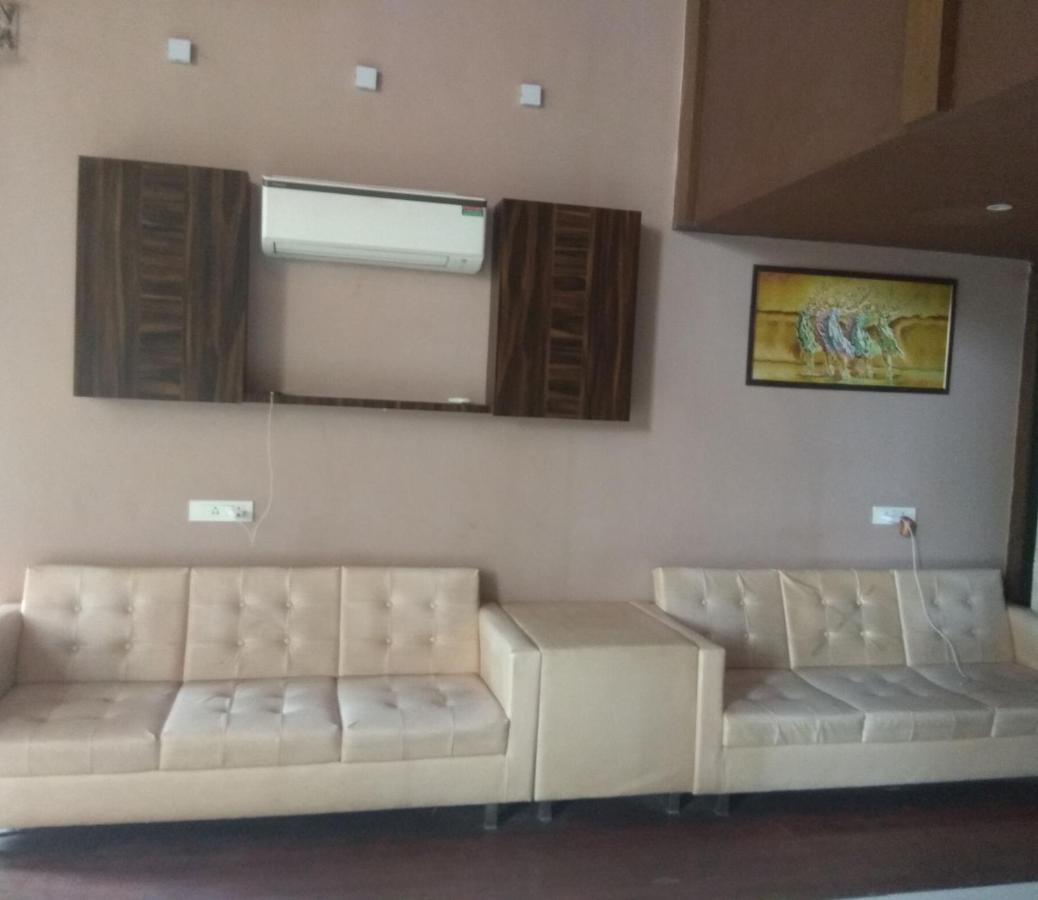 Hotel West Blue Mumbai Ngoại thất bức ảnh