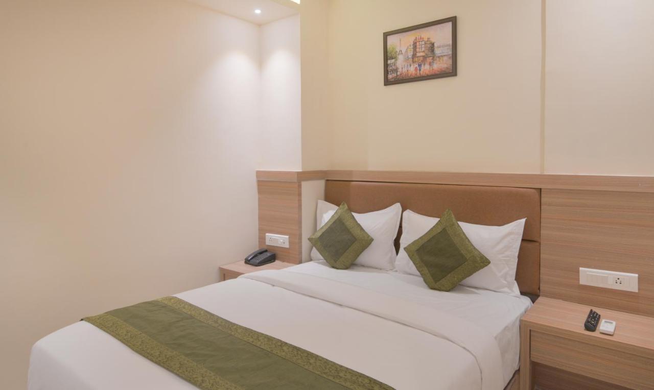 Hotel West Blue Mumbai Ngoại thất bức ảnh