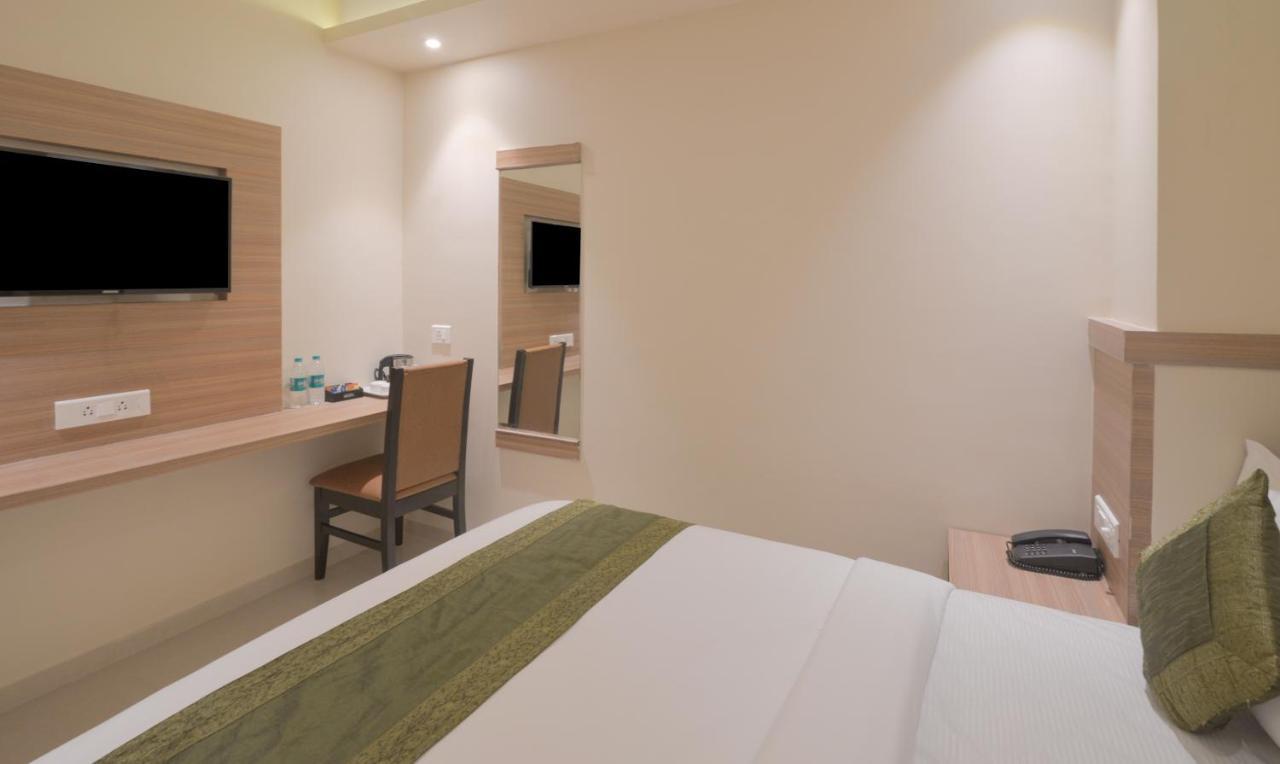 Hotel West Blue Mumbai Ngoại thất bức ảnh
